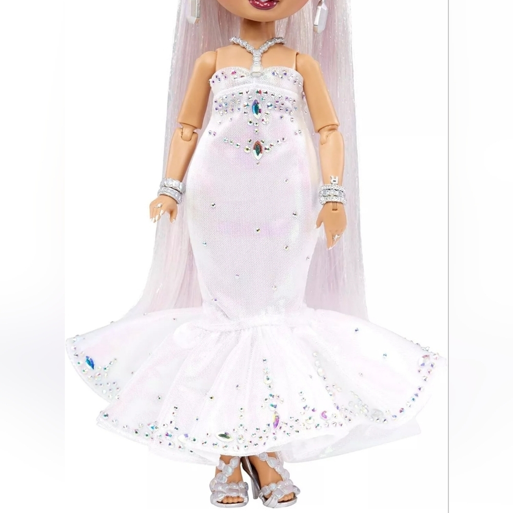 Rainbow High Holiday Edition Collector Doll 11" Roxie SPARKLE ✨️ Celebration - Picture 8 of 8